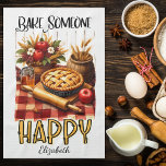 Personlig Bake Någon Lycklig Kökshandduk<br><div class="desc">Lägg till ett charm i köket med personligens kökshandduk! Med en snygg utformning av paj, honung, rullstift och äpplen är det perfekt för alla bakentusiaster. Trendiget "Bake Någon Lycklig" i ett modernt teckensnitt gör det till en roligt och ett praktiskt tillägg till ditt kök. Perfekt för gåvor eller en behandling...</div>