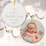 Personlig Baptism Photo Guld Namnteckning Girl Boy Julgransprydnad Keramik<br><div class="desc">Med gyllene skript namnteckning namn. Anpassa med din speciella foto- och baptism- eller doftningsinformation i chic guld-bokstäver. Designad av Thisisnotme©</div>