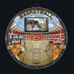 Personlig Basketball Stadium House Darttavla<br><div class="desc">En basket i fantastisk inspirerade till ritbord. Har en roligt med mål,  spelare och bilder för basket. Underbar för traditionella spel eller för egna skapar spel! Helt anpassade! Njut!</div>