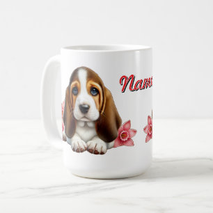 Personlig Basset har hundvalpar med blommor Kaffemugg