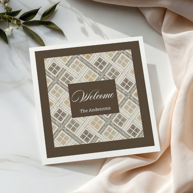 Personlig Beige & Brown Napkins Chic Geometric Pappersservett (Personalized Beige and Brown Napkins Chic Geometric )