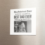 Personlig Best Pappa någonsin, nyhetsfoto Magnet<br><div class="desc">Firar Pappa storhet med den personlig tidningen stil magnet! Den här roligten har en fetstilt rubrik "Bästa Pappa någonsin!", ett anpassade namn, och ett utrymme för ett omhuldat foto. En liten gåva till Fars dag, födelsedagar, eller bara för att belysa Pappa dag! Anpassa enkelt genom att lägga till ditt favoritfoto...</div>