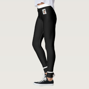 Personlig bild på kattdjur i svart och vitt randig leggings