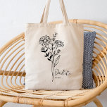 Personlig Birth Month Flower April Boho Tygkasse<br><div class="desc">En vacker botanisk bukett av Daisy blommor är födelsemånaden i april. Den perfekta presenten som visar din favoritperson hur mycket du bryr dig. Perfekt för tillfällen som födelsedagar,  bästa vänner,  Mors dag,  brudgåva,  maid of honor,  ny mamma och så mycket mer! Enkel Personlig med ditt namnval.</div>