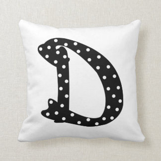 Personlig Black and White Polka Dot Brev D Kudde