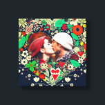 Personlig Blommigt Heart Ram Romantic Gift Canvastryck<br><div class="desc">Söt röd,  mörk blått och beige färgstarka blommor,  viskare folk konst stil blommigt hjärta. Lägg till en bild av dig och din partner i personaliseringsområdet. Söt romantisk julklapp,  Alla hjärtans dag eller en årsdag.</div>