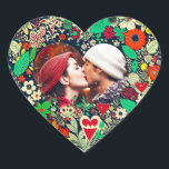 Personlig Blommigt Heart Ram Romantic Gift Hjärtformat Klistermärke<br><div class="desc">Söt röd,  mörk blått och beige färgstarka blommor,  viskare folk konst stil blommigt hjärta. Lägg till en bild av dig och din partner i personaliseringsområdet. Söt romantisk julklapp,  Alla hjärtans dag eller en årsdag.</div>