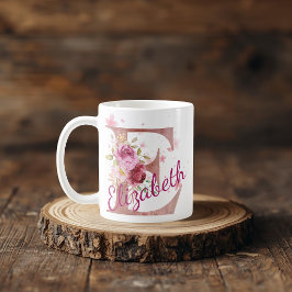 Personlig blomsterinitial mugg – Bokstav E