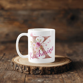 Personlig blomsterinitial mugg – Bokstav K