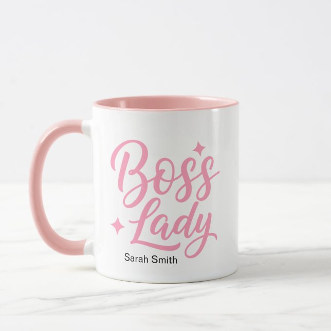 Personlig Boss Lady Mugg Pink Skripttypografi  (Vänster)