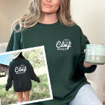 Personlig Camp Bach Bachelorette Party Anpassnings T Shirt<br><div class="desc">Skär dig i naturens förtjusning med vår Forest Grönt Personlig Camp Bach Bachelorette Party Anpassningsbar CrewnackSweatshirt - perfekt blandning av värme och stil för ditt bergiga firande. Den här anpassningsbarnas tröja är inte bara kläder. Den är en symbol för det sista spåret före slöjan, skapar den idealiska skräddarsydda julklappen eller...</div>