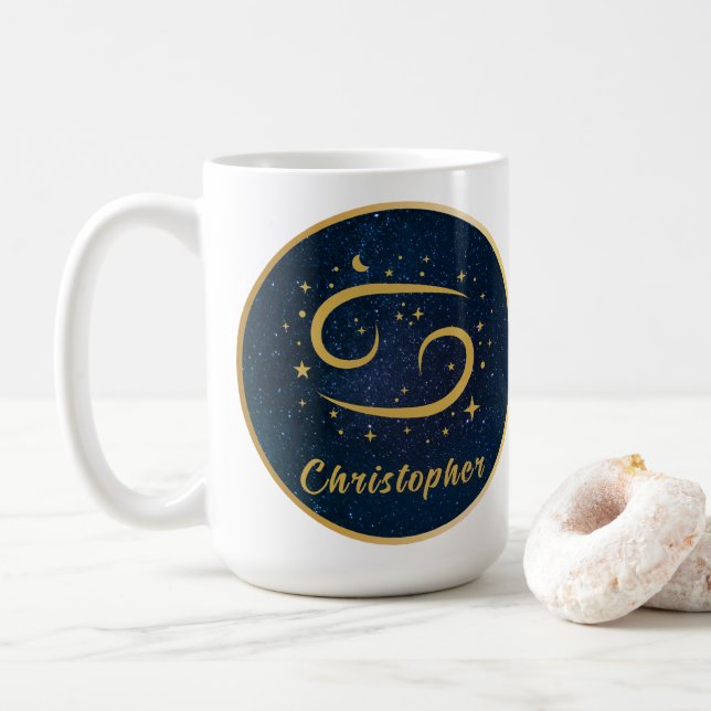 Personlig Cancer zodiac guld symbol guld blue Kaffemugg (Med munk)