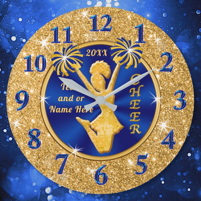 Personlig CheerLedare Gift Ideas Stor Klocka (Senior cheer gift ideas. Cheerleader bedroom decor. Cheerleader Clock. Cheer squad gift ideas. Blue)