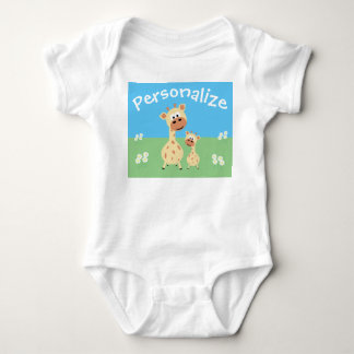 Personlig Cute Giraffe med Daisy T Shirt