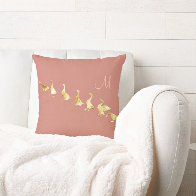 Personlig Cute Gold Foil Geese Rosy Rosa Lumbarkudde (Skapare uppladdad)