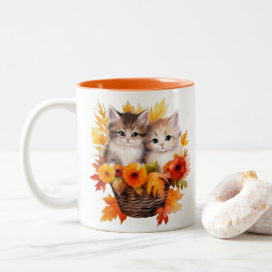 Personlig Cute Kittens Cats i Basket Två-Tonad Mugg