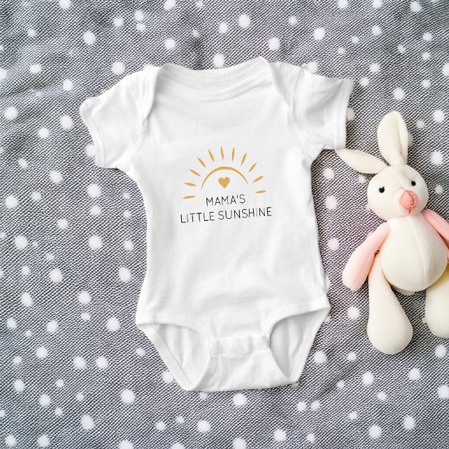 Personlig Cute Little Sunshine T Shirt (Cute Little Sunshine Personalized Baby Bodysuit)