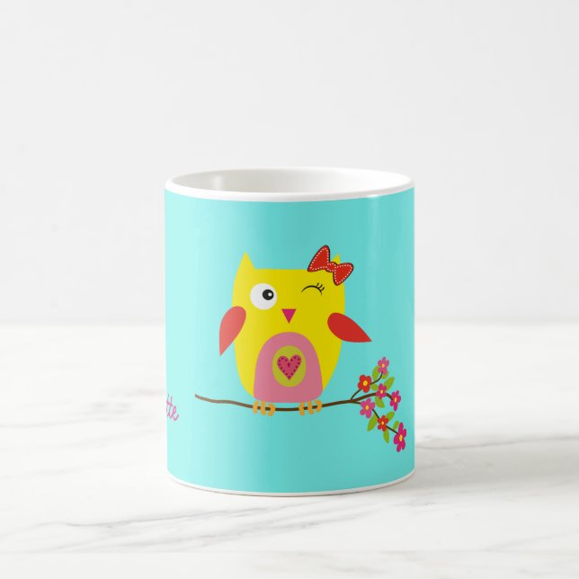 Personlig Cute Uggla Gult Rosa Illustration Kaffemugg (Center)