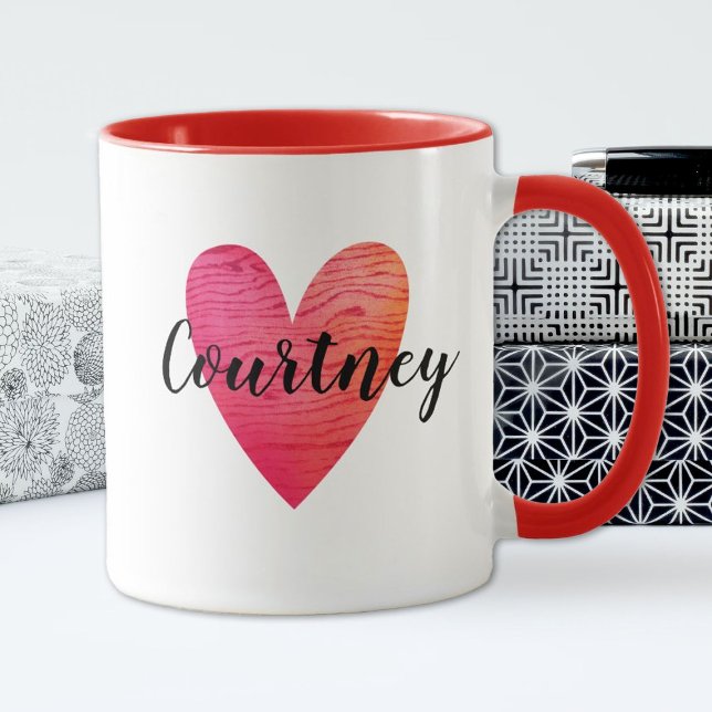Personlig Cute Valentines day Red Heart Mugg (A cute red heart with a wood texture personalized with your name)