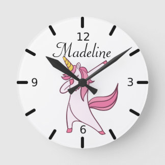Personlig Dabbing Unicorn Rund Klocka