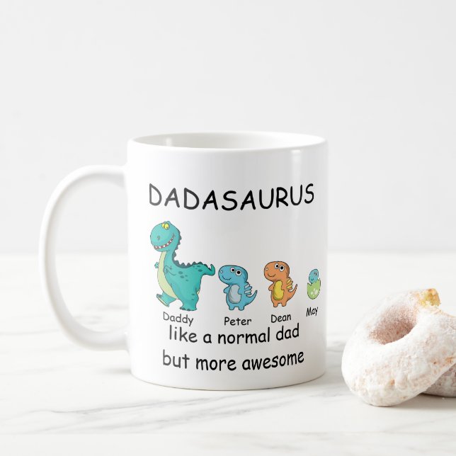 Personlig Dadasaurus upp till 3 barn Kaffemugg (Med munk)