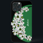 Personlig Dogwood Blommar iphone case<br><div class="desc">Träna din iPhone med det här vackra telefonväskan som har söt blommar med vedsnematning med grönt och svart trimning. Du anpassar det med ditt namn innan du sätter det i din shoppingvagn.</div>