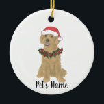 Personlig Doodle (Golden Red Apricot) Ornament<br><div class="desc">Gör den trevliga listan i år med en personlig av ditt favoritlilla Dodle-hund-namn! För de sötaste gåvorna parar du den med ett matchande konsttryck eller ett annat objekt från min samling!</div>