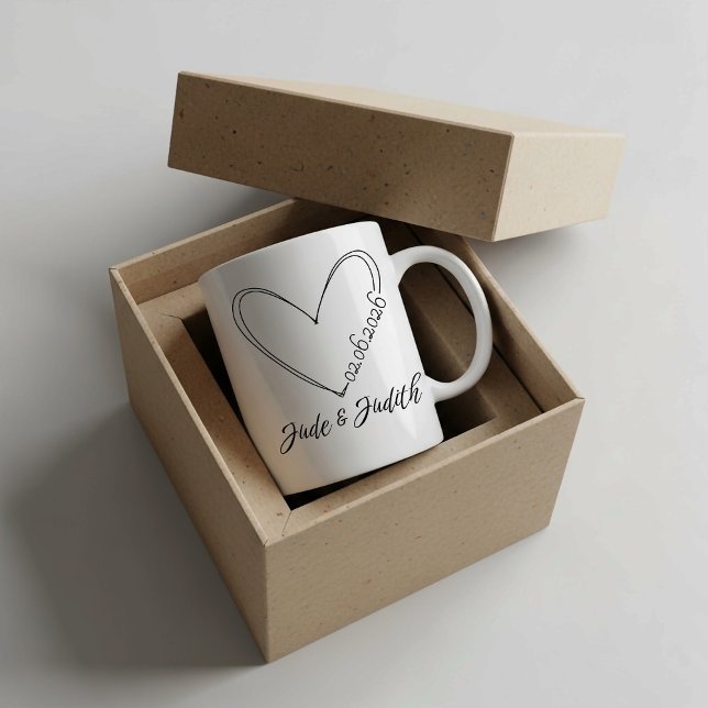 Personlig doodle hjärta bröllop kaffemugg (Skapare uppladdad)