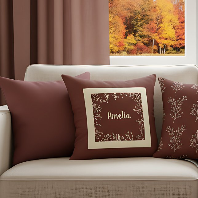 Personlig Enkel Gårdshus Höstlöv Kudde (Cozy autumn pillow for warm nights. Rustic fall farmhouse style.)