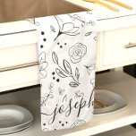 Personlig Enkelt svart vitt blommönster Kökshandduk<br><div class="desc">Öka din köksdekoration med den här Personligen Simple Black White Blommönster Kitchen Towel. Med min chic svart och vitt blommönster tillför den här eleganten kökshandduk en nykter sofistikering till vilket kök som helst. Anpassa den med ett namn i ett modernt skript eller anpassningsbar för en verkligt unik och tankfull gåva....</div>