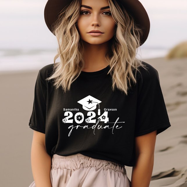 Personlig examenklass 2024 svart & vit t shirt (Skapare uppladdad)