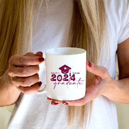 Personlig examenklass 2024 vinröd kaffemugg