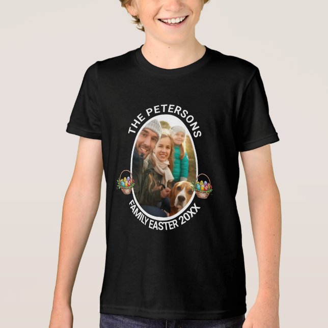 Personlig Family Påsk Photo Egg Basket T Shirt (Framsida)