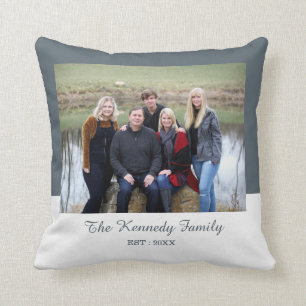 Personlig Family Photo Namn Grått och vit Kudde