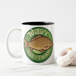 Personlig Fish and Tackle Shop Fishing Angler Två-Tonad Mugg