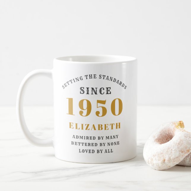 Personlig födelsedag 1950 Lägg till Eleganten Namn Kaffemugg (Med munk)