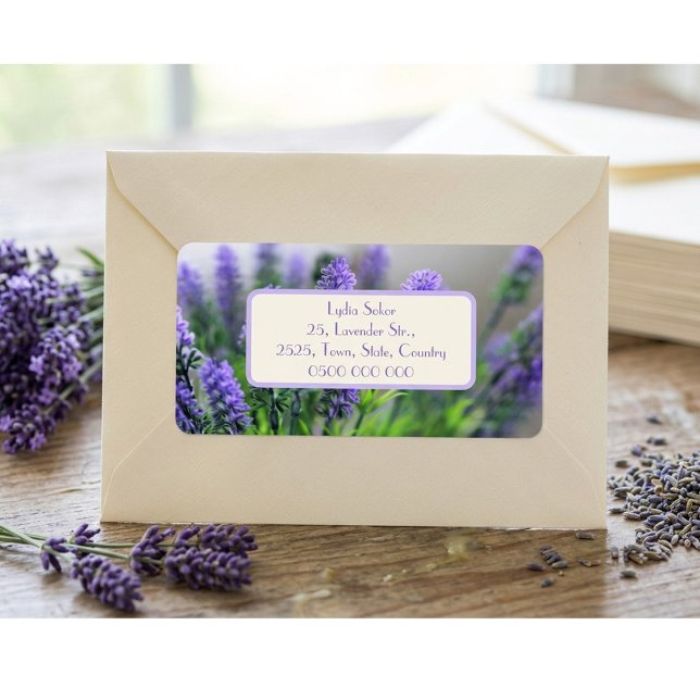 Personlig födelsedagskort med lavendel adressetikett (Skapare uppladdad)