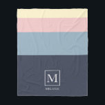 Personlig för Beach House Färg Scheme. Fleecefilt<br><div class="desc">Beach house stil färg-systemet är bekvämt med fleece filet med ditt namn och monogram.</div>