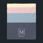 Personlig för Beach House Färg Scheme. Fleecefilt<br><div class="desc">Beach house stil färg-systemet är bekvämt med fleece filet med ditt namn och monogram.</div>