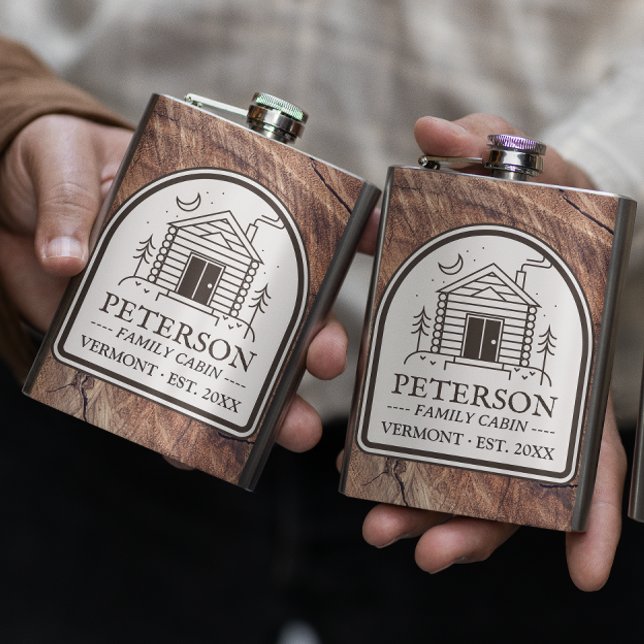 Personlig för familjekabin Rustic Wood Decor Fickplunta (Family Cabin Personalized Custom Flask Gift for Dad Rustic Wood )