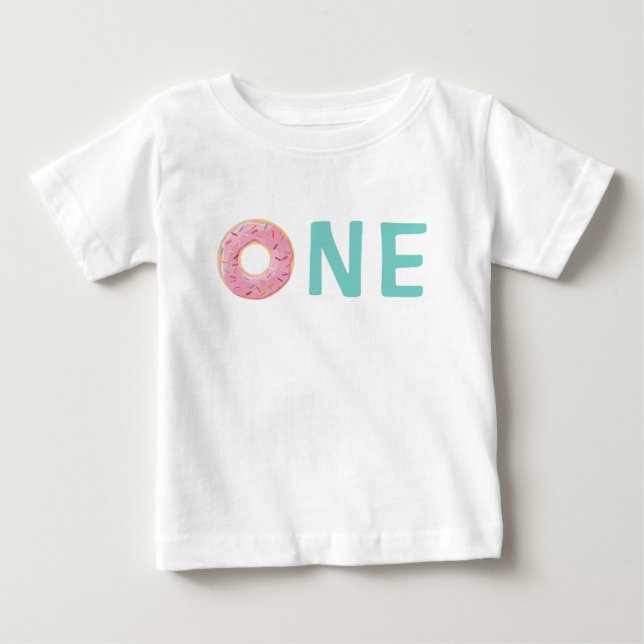 Personlig för födelsedag för inbjudan för t shirt (Framsida)