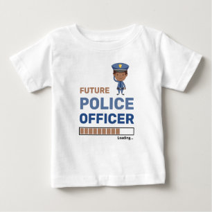 Personlig för framtida polisansvarig som läser in  t shirt