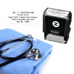 Personlig för hälsovård i Doktor Professionell Självfärgande Stämpel<br><div class="desc">Mediccal Doktor Health Professionell Simple Modern Script Personlig Namn Self Inking Rubber Frimärke har ditt namn,  professionellens titel,  avdelning,  praktikplats och ytterligare information. Perfekt för läkare och andra professioneller inom näringslivet. Designad av ©Evco Studio www.zazzle.com/store/evcostudio</div>