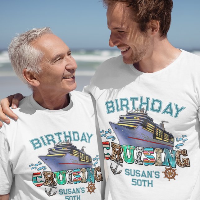 Personlig för marschering på födelsedagen t shirt (Skapare uppladdad)