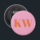 Personlig för Modern Rosa Orange Monogram Initiale Flasköppnare<br><div class="desc">Lägg till en levande, modern beröring till firande med den här personlig rosa- och orange-monogramspelaren flaska, perfekt som bröllop eller bachelorette-partis tjänst. Med fet snyggt initialer i en elegant design kombinerar flaska-öppnaren praktisk användning med en roligt av färg som återspeglar din unika personlighet och din händelseljub. Oavsett om du firar...</div>
