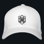 Personlig för Monogram Vapensköld Initialer Anpass Broderad Keps<br><div class="desc">Monogram Vapensköld Monogrammed Initialer Anpassningsbar Personlig Embroied Baseball Cap har det enkla,  moderna,  broderade monogrammet av initialer i en vapensköld gräns. Perfekt som en gåva till familj och vänner för födelsedag,  jul,  Fars dag,  Mors dag,  bröllop med mera. Skapat av Evco Studio www.zazzle.com/store/evcostudio</div>