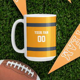 Personlig för orange, marin och vit fotboll kaffemugg