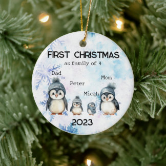 Personlig Första jul som en familj av fyra Julgransprydnad Keramik
