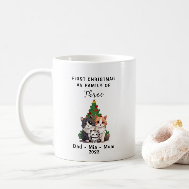Personlig Första jul som familj tre Kaffemugg (Med munk)