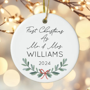 Personlig Första jul som Mr & Mrs Festive Julgransprydnad Keramik